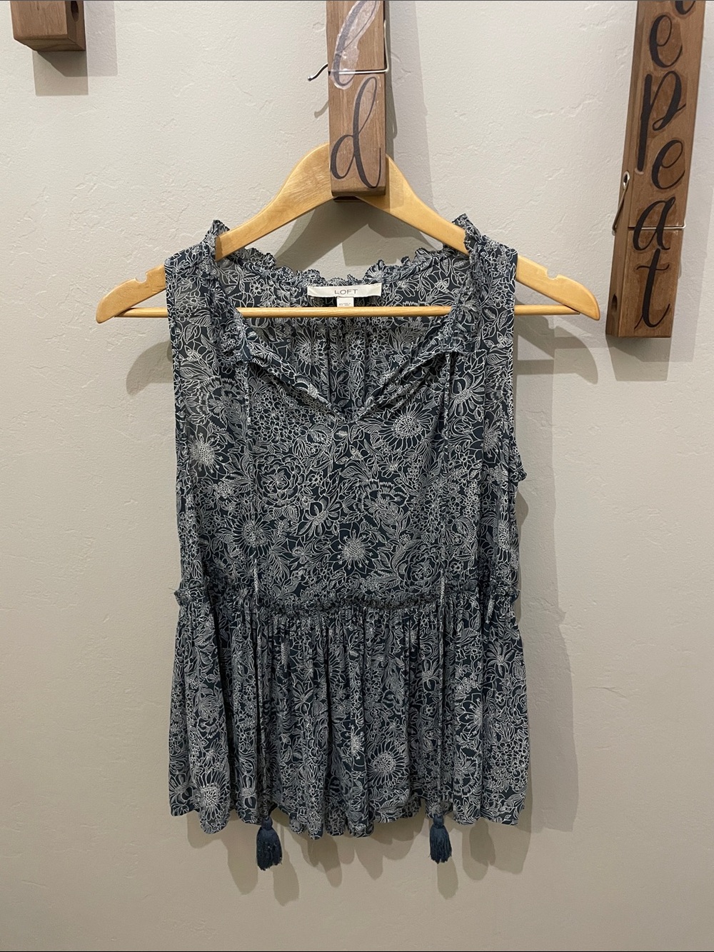 LOFT Navy Floral Sleeveless Peplum Camisole